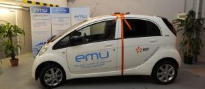Inauguration de l'équipe mobile d'urgences (EMU) médico-sociales du SAMU de Paris et de son véhicule électrique prêté par EDF.